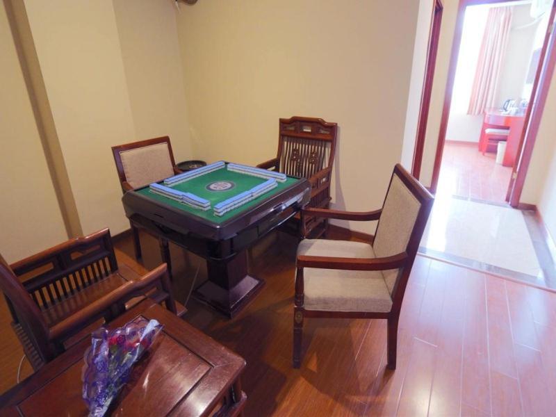 Greentree Inn Shanghai Pudong Airport Huaxia East Road Railway Station Shell Hotel Buitenkant foto