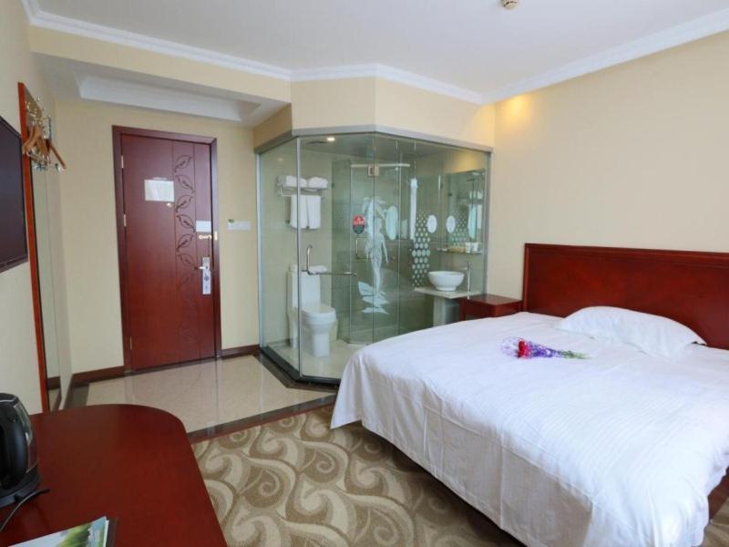 Greentree Inn Shanghai Pudong Airport Huaxia East Road Railway Station Shell Hotel Buitenkant foto