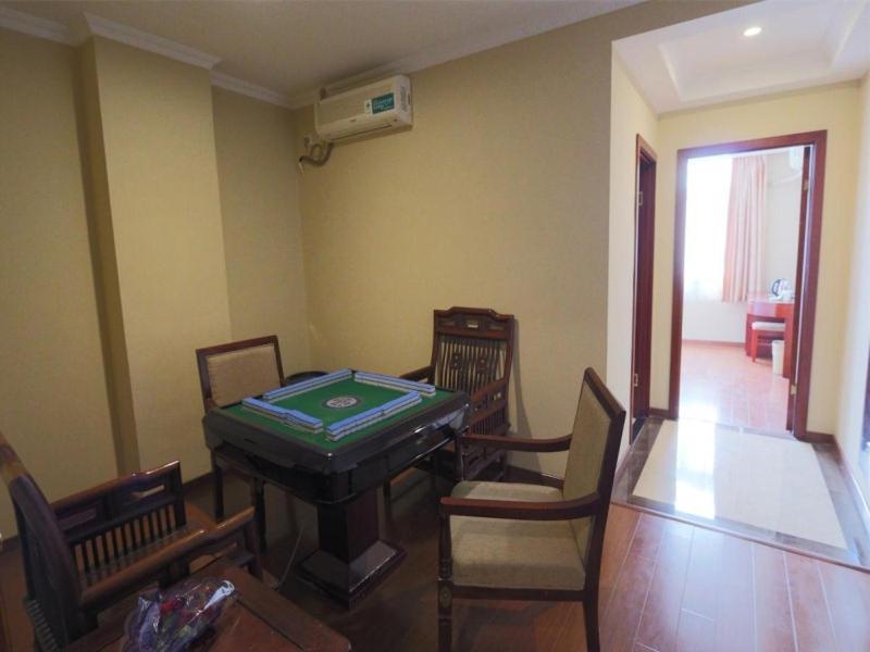 Greentree Inn Shanghai Pudong Airport Huaxia East Road Railway Station Shell Hotel Buitenkant foto