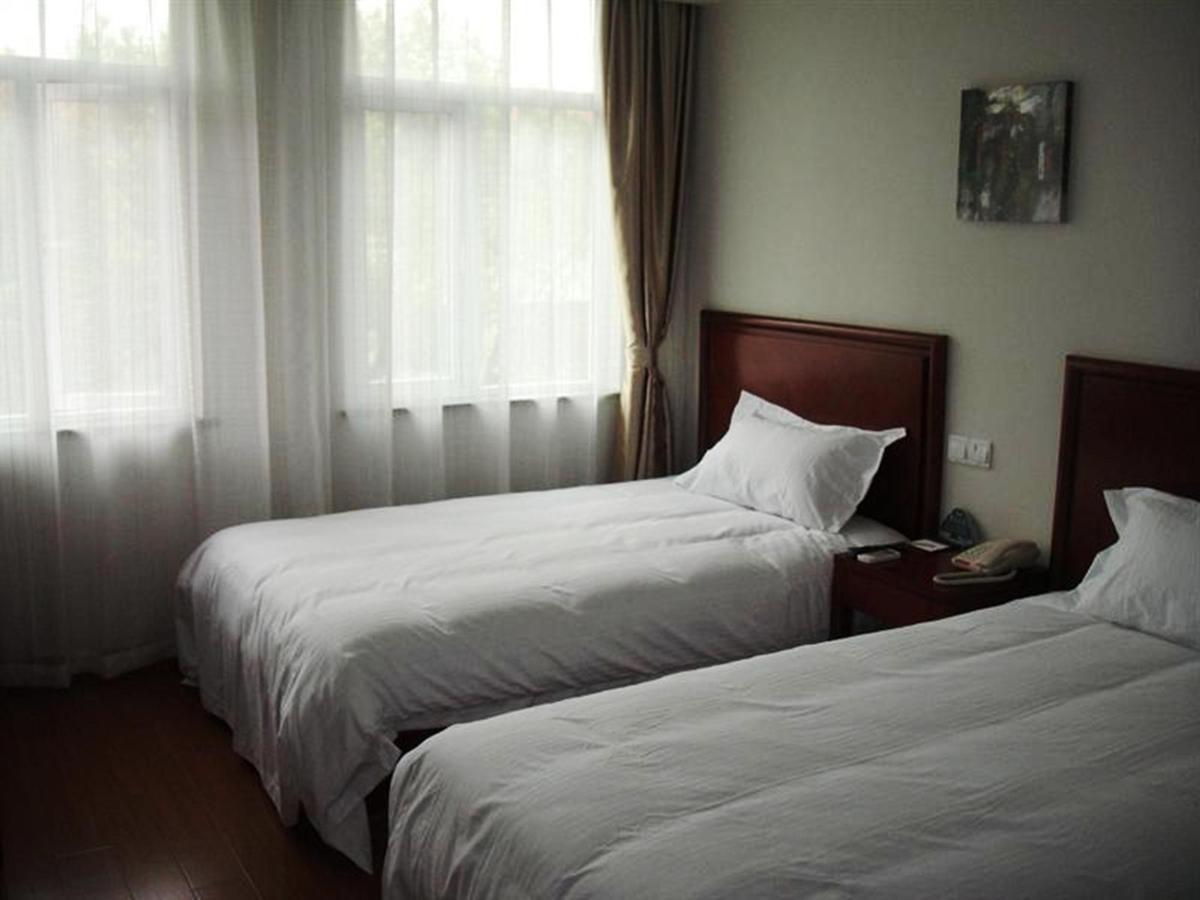 Greentree Inn Shanghai Pudong Airport Huaxia East Road Railway Station Shell Hotel Buitenkant foto