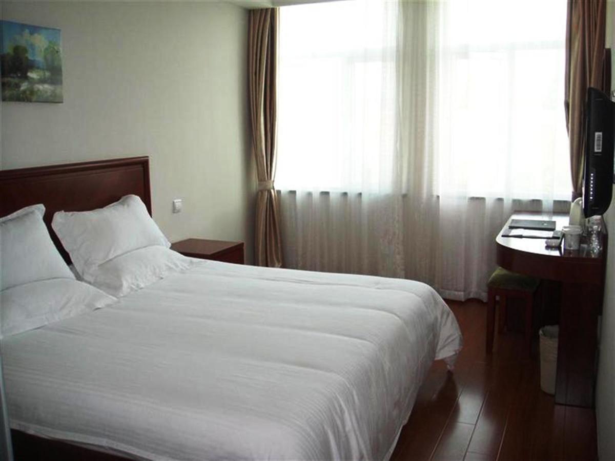Greentree Inn Shanghai Pudong Airport Huaxia East Road Railway Station Shell Hotel Buitenkant foto