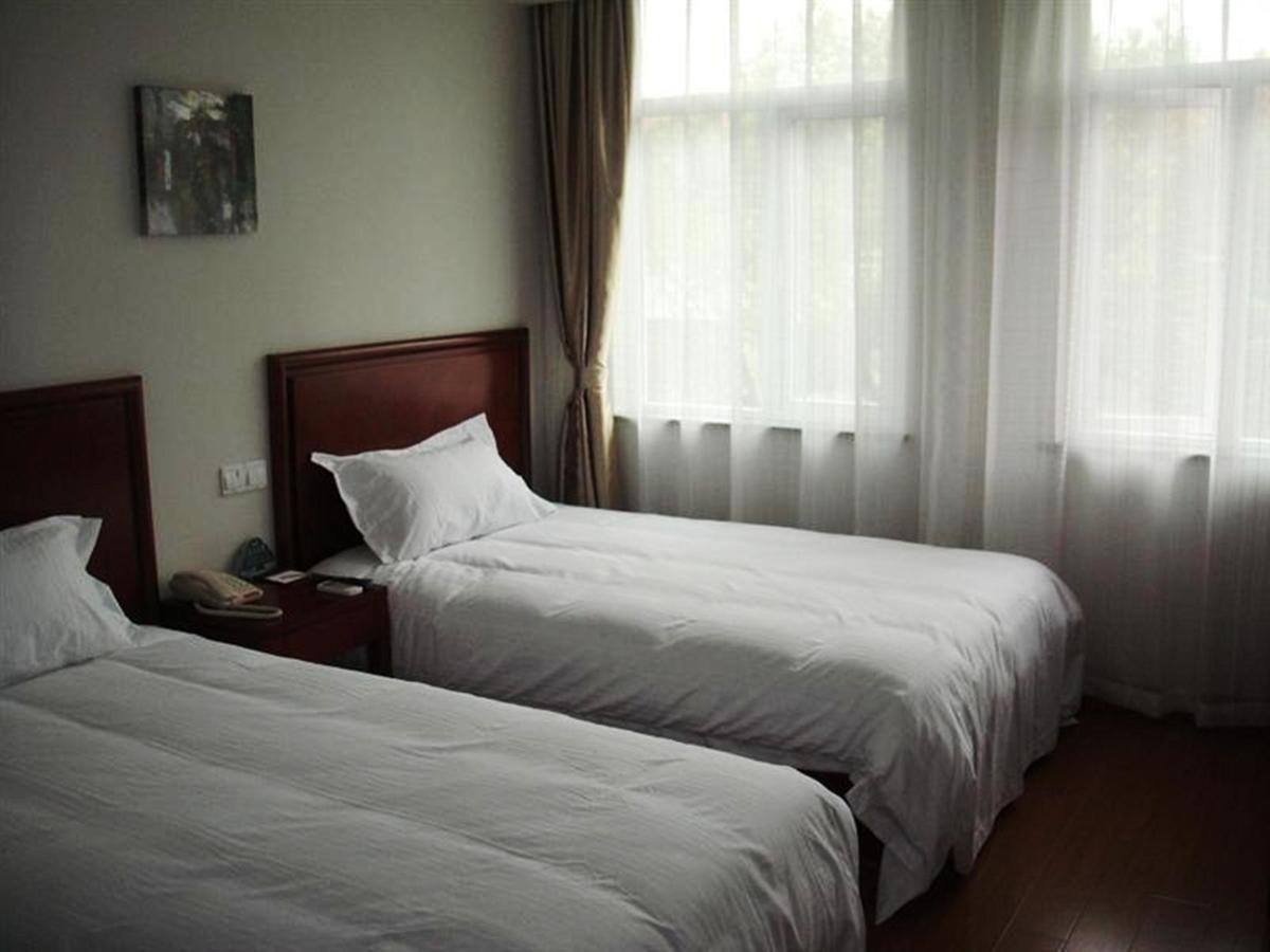 Greentree Inn Shanghai Pudong Airport Huaxia East Road Railway Station Shell Hotel Buitenkant foto