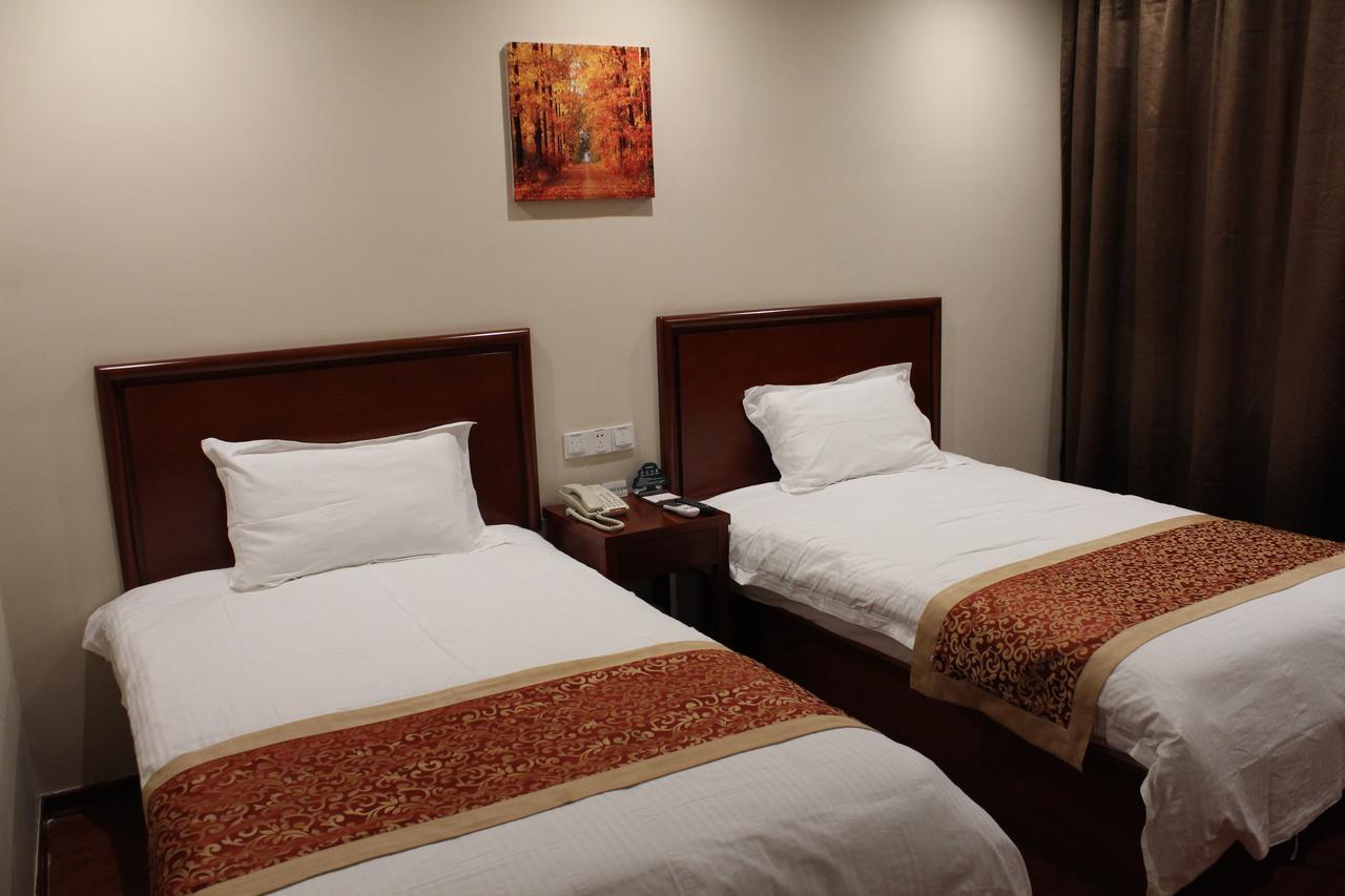 Greentree Inn Shanghai Pudong Airport Huaxia East Road Railway Station Shell Hotel Buitenkant foto
