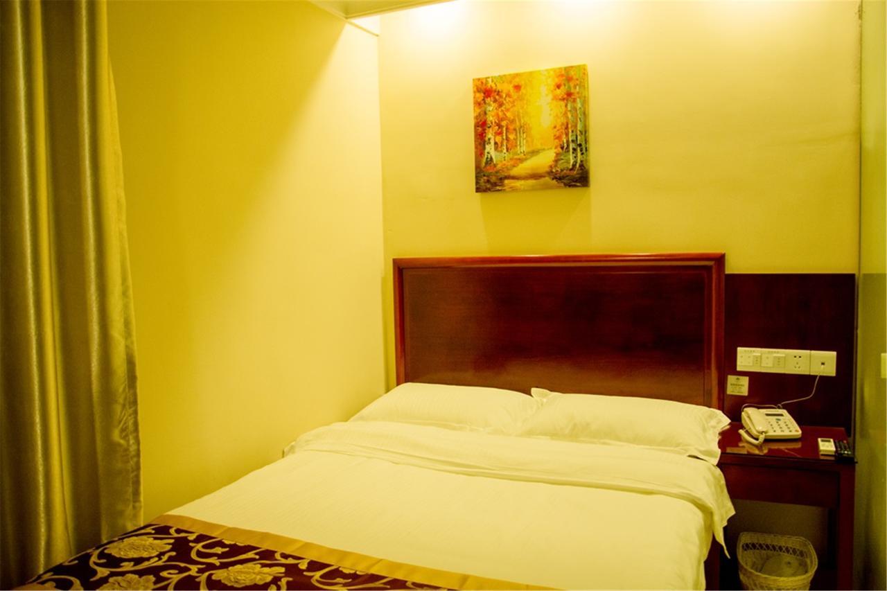 Greentree Inn Shanghai Pudong Airport Huaxia East Road Railway Station Shell Hotel Buitenkant foto