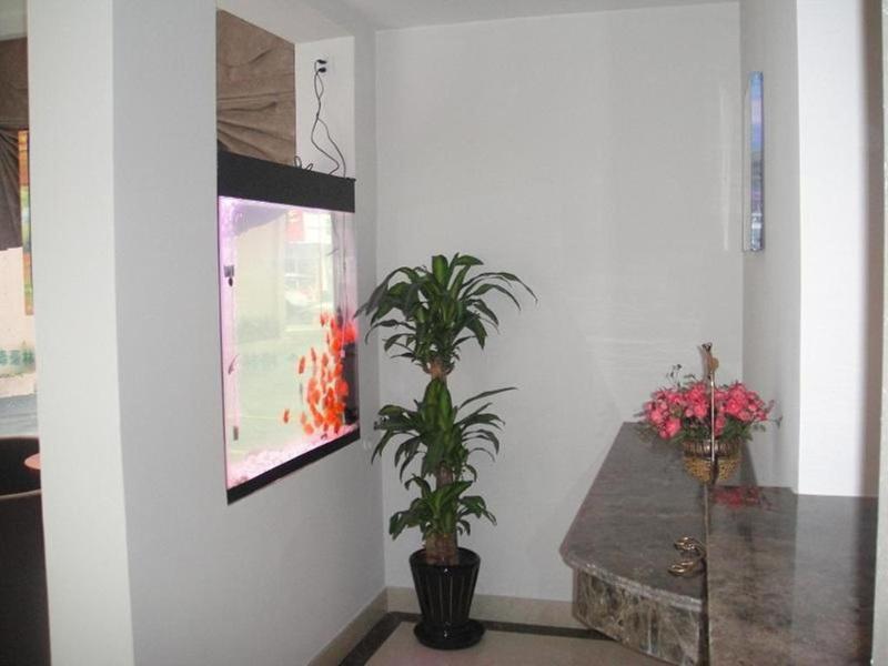 Greentree Inn Shanghai Pudong Airport Huaxia East Road Railway Station Shell Hotel Buitenkant foto